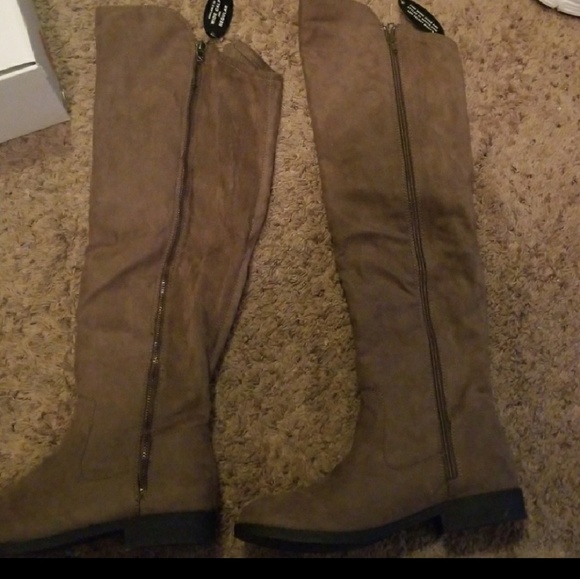 Style & Company over the knee suede boot- wide cal - Picture 3 of 4